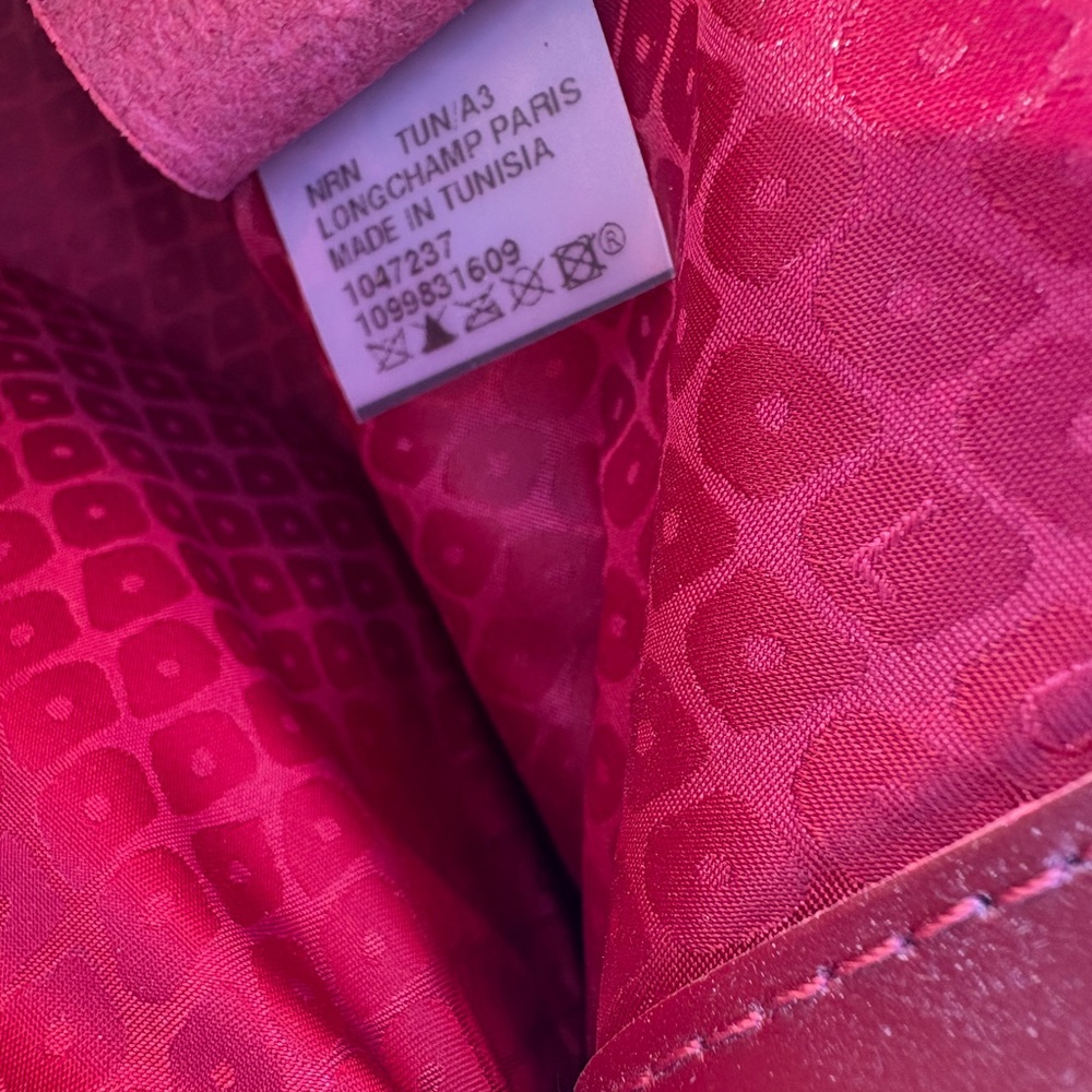 Authentic Longchamp Honoré 404 Burgundy Leather Handbag with Gold Tone Logo - Picture 6 of 15